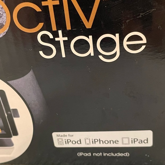 Speaker and Charging Dock For iPad By Altec Lansing - Picture 3 of 4